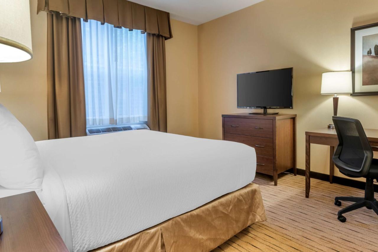 Best Western Plus, Bathurst Hotel & Suites Exteriér fotografie